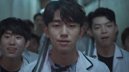 Extracurricular | Netflix Official Site
